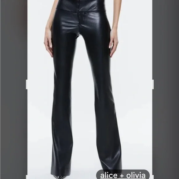 Alice Olivia PANTS IN FAUX LEATHER color Black/NO TAGS